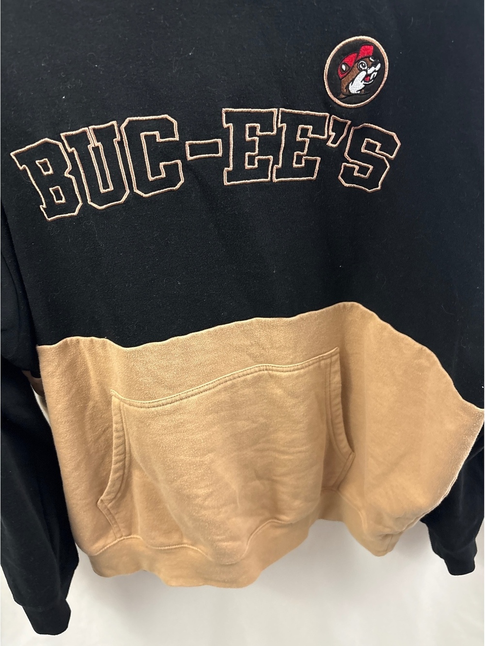 Bucees Hoodie Sweatshirt Mens Unisex 2XL Two Tone Black Tan  Logo Texas Cozy - Picture 2 of 6